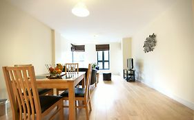 Lodge Drive Serviced Apartments